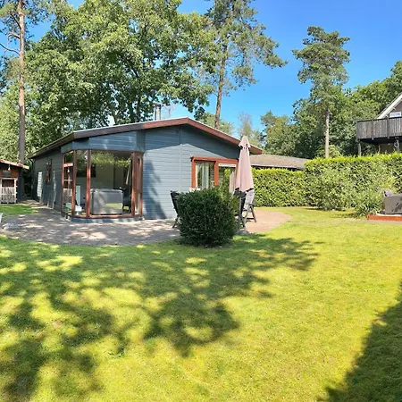 Dubbele Op Recreatiepark Topparken Op De Veluwe In Met Grote Vrije Tuin En Eigen Parkeerplaats * Beekbergen