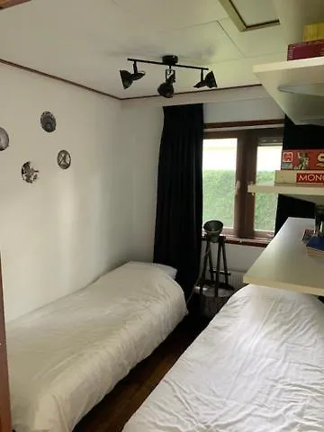 Dubbele Op Recreatiepark Topparken Op De Veluwe In Met Grote Vrije Tuin En Eigen Parkeerplaats Сasa de vacaciones Beekbergen