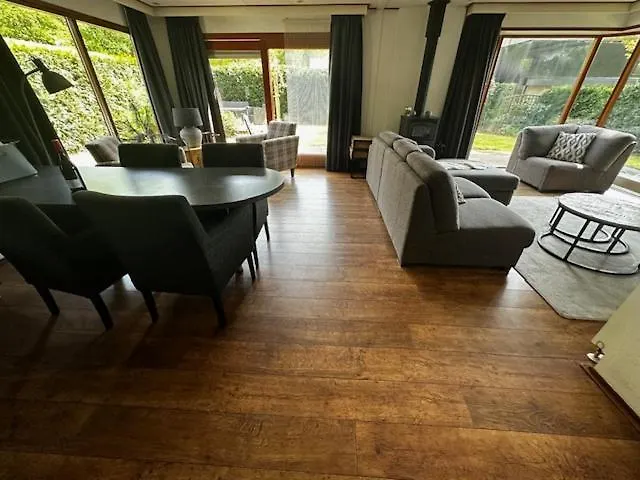 Dubbele Op Recreatiepark Topparken Op De Veluwe In Met Grote Vrije Tuin En Eigen Parkeerplaats Beekbergen