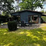 Dubbele Op Recreatiepark Topparken Op De Veluwe In Met Grote Vrije Tuin En Eigen Parkeerplaats 贝克贝亨