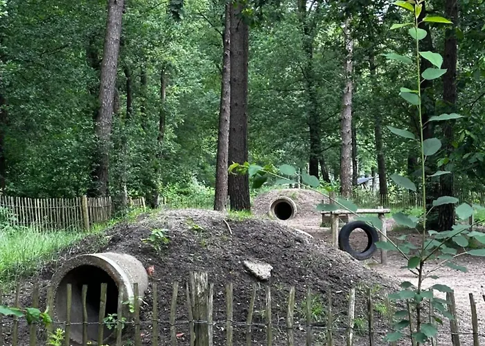Dubbele Op Recreatiepark Topparken Op De Veluwe In Met Grote Vrije Tuin En Eigen Parkeerplaats